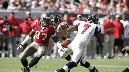 Tampa Bay Buccaneers have new all-time sack leader