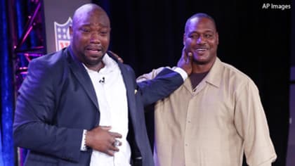 Warren Sapp Awaits Buccaneer Company in the Hall of Fame