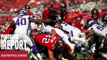 Brady throws for 2 TDs, Buccaneers wear down Vikings 26-14