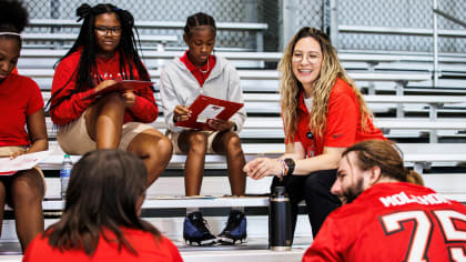 Saint Leo University hosts Tampa Bay Buccaneers Youth Leadership Program –  Community