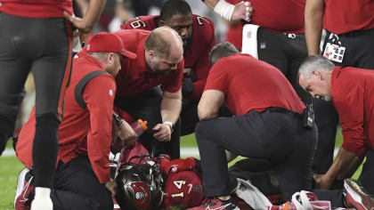 Bucs' Godwin out for season with torn ACL in right knee