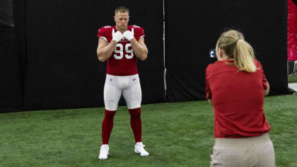 Arizona Cardinals: J.J. Watt 2022 - Officially Licensed NFL Removable –  Fathead