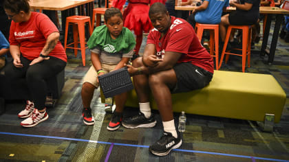 Cardinals Reach Out To Needy Youth In 'Shop With A Jock