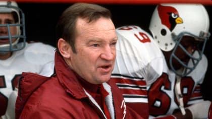 Coryell finally reaches Hall decades after his offense changed NFL