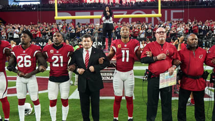 Texans remain in locker room during anthem, observe 'moment of unity' with  Chiefs