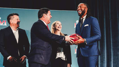 Super Bowl 'handoff' between Los Angeles and Arizona, including Larry  Fitzgerald, starts countdown to Super Bowl after 2022 season in Arizona