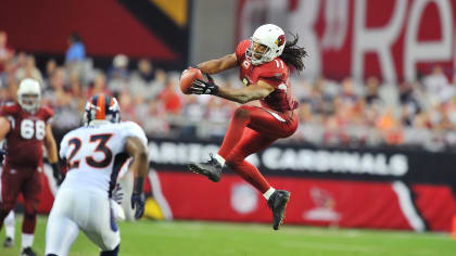 Arizona Cardinals kicker Jay Feely celebrates kicking the winning field  goal in overtime of the Cardinals-Cleveland Browns game at University of  Phoenix Stadium in Glendale, Arizona, December 18,2011. The Cardinals  defeated the