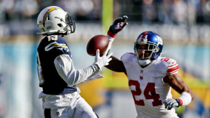 Chargers cruise past Giants