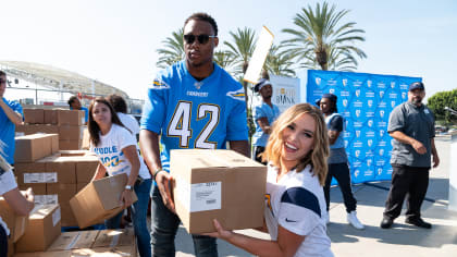 Chargers' Isaac Rochell up for Walter Payton Man of Year Award