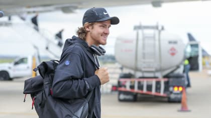 Photos: Bolts Take Flight to the Land