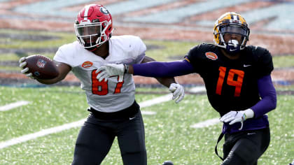 Los Angeles Chargers tight end Tre' McKitty (88) wears a Jamaica