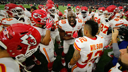 Chiefs' Justin Houston has hyperextended knee