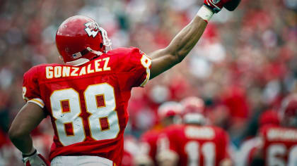 KC Chiefs: Tony Gonzalez to be inducted into Ring of Honor in December