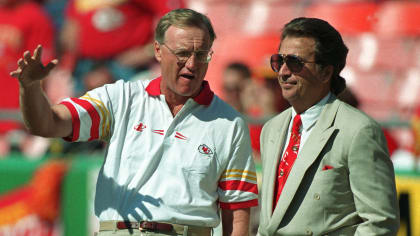 2010: Marty Schottenheimer, Chiefs Hall of Honor