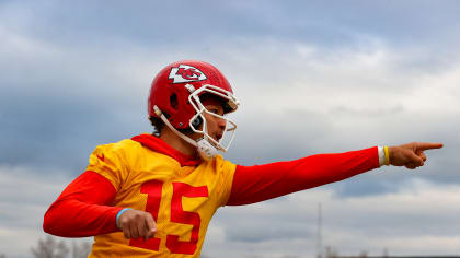 Photos: On-Field at Chiefs Practice