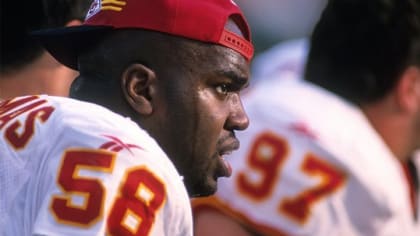 2001: Derrick Thomas, Chiefs Hall of Honor