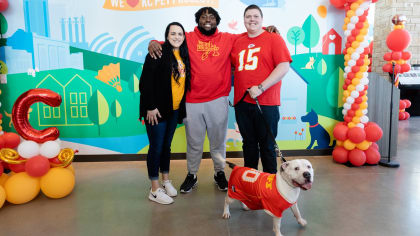 Chiefs' Derrick Nnadi sponsors dog adoptions after Super Bowl win - Sports  Illustrated