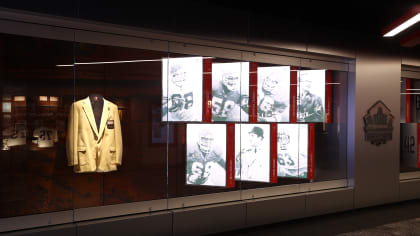 Chiefs open Hall of Honor at Arrowhead