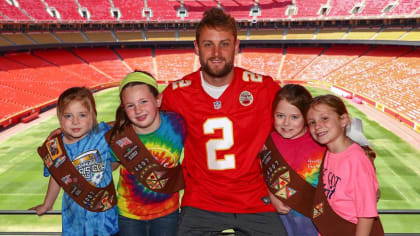 Chiefs LS James Winchester set to play after father's funeral on