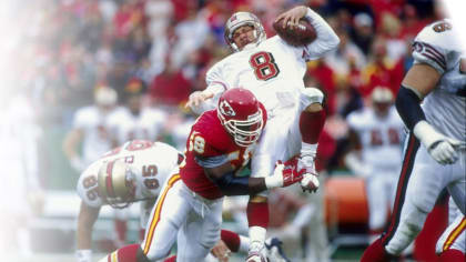 2001: Derrick Thomas, Chiefs Hall of Honor