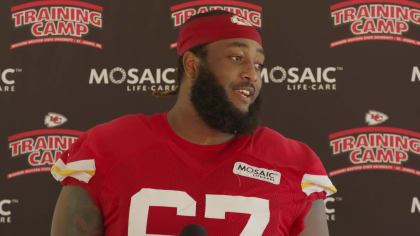 KC Chiefs OL Lucas Niang returns after 2020 season opt-out