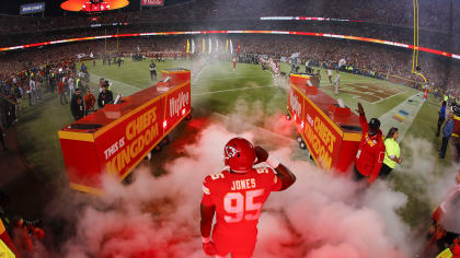 Kansas City Chiefs Vs. Denver Broncos Pre Game GIF - Nfl National