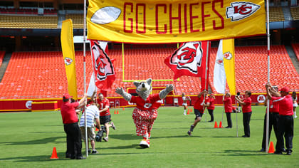 Kansas City Chiefs' mascot seriously injured during practice