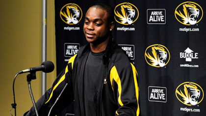 Mizzou HC Gary Pinkel: “Your locker room is better because Jeremy Maclin's  walking around.”