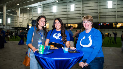 Indianapolis, Indiana, USA. 20th Dec, 2015. Indianapolis Colts fans in the  holiday spirit during NFL football game action between the Houston Texans  and the Indianapolis Colts at Lucas Oil Stadium in Indianapolis