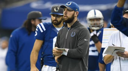 Matt Hasselbeck on Andrew Luck: “He takes pride in not showering” -  Stampede Blue