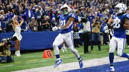 Colts: Darius Leonard unleashed fiery postgame after loss to Titans