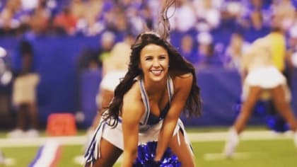 Pinterest in 2023  Nfl cheerleaders, Professional cheerleaders, Women