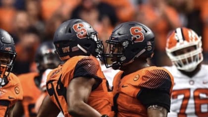 After Syracuse Loss, Zaire Franklin Wears Clemson Shirt In Colts Locker Room