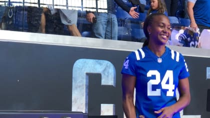 Tamika Catchings Brings Down Hammer And Fires Up Crowd At Colts Game