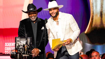 ACMs: Dak & Emmitt Share the Stage as Presenters