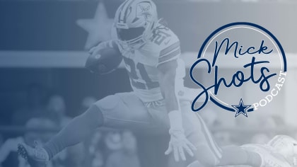 Download Ezekiel Elliott Looking to Kickoff His Upcoming NFL Season  Wallpaper