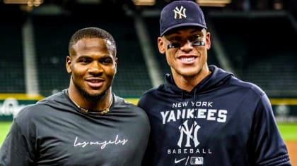 Cowboys' Micah Parsons meets Yankees' Aaron Judge, gets ticket signed after  witnessing record-breaking home run 