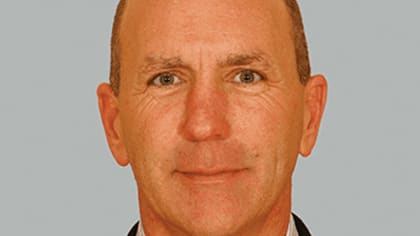 dallas cowboys equipment manager