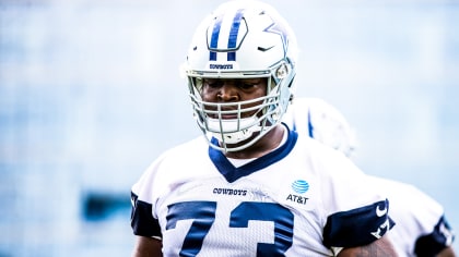 Cowboys DE Sam Williams exits first padded practice with shoulder injury