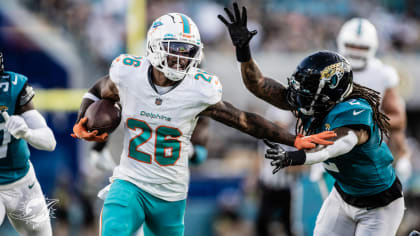 Miami Dolphins rookie running back Salvon Ahmed has 'got some juice'