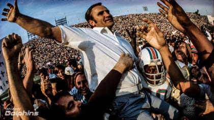 Dan Marino pays respects to former coach Don Shula - Cardiac Hill