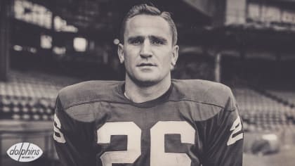 Cleveland Browns and John Carroll pay tribute to Don Shula