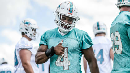 WATCH: New Dolphins WR Chosen Anderson announces his decision with