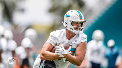 Dolphins Signing TE Tyler Kroft 