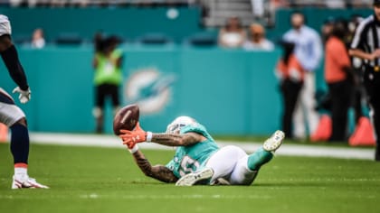 Dolphins end 5-game losing streak by beating Broncos 35-9