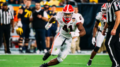 Linebacker Channing Tindall runs official 4.47-second 40-yard dash at 2022  combine