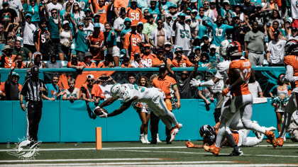 Jaelan Phillips Secures Dolphins' win vs. Chargers with Fourth