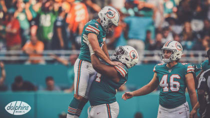 WATCH: Dolphins punter Matt Haack's 1-yd touchdown pass to kicker Jason  Sanders – The Denver Post