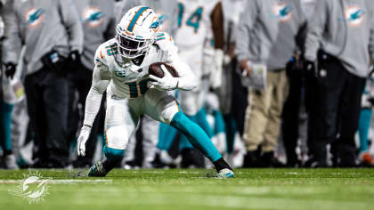 Dolphins' Tyreek Hill, Xavien Howard, Terron Armstead voted to Pro Bowl