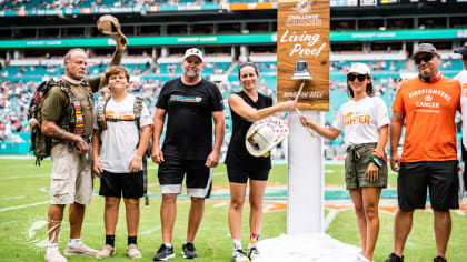 Miami Cheerleaders Supporting The Dolphins Cancer Challenge